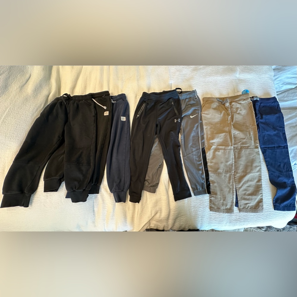 Lot ( 7 pcs) of Size 6-7 Boys pants  Cotton on, Nike Under Armour, Carter’s
